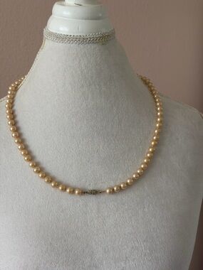 Classic Vintage Cream Pearl Necklace with Ornate Filigree Clasp